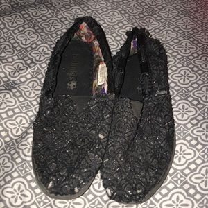 Black glitter flats